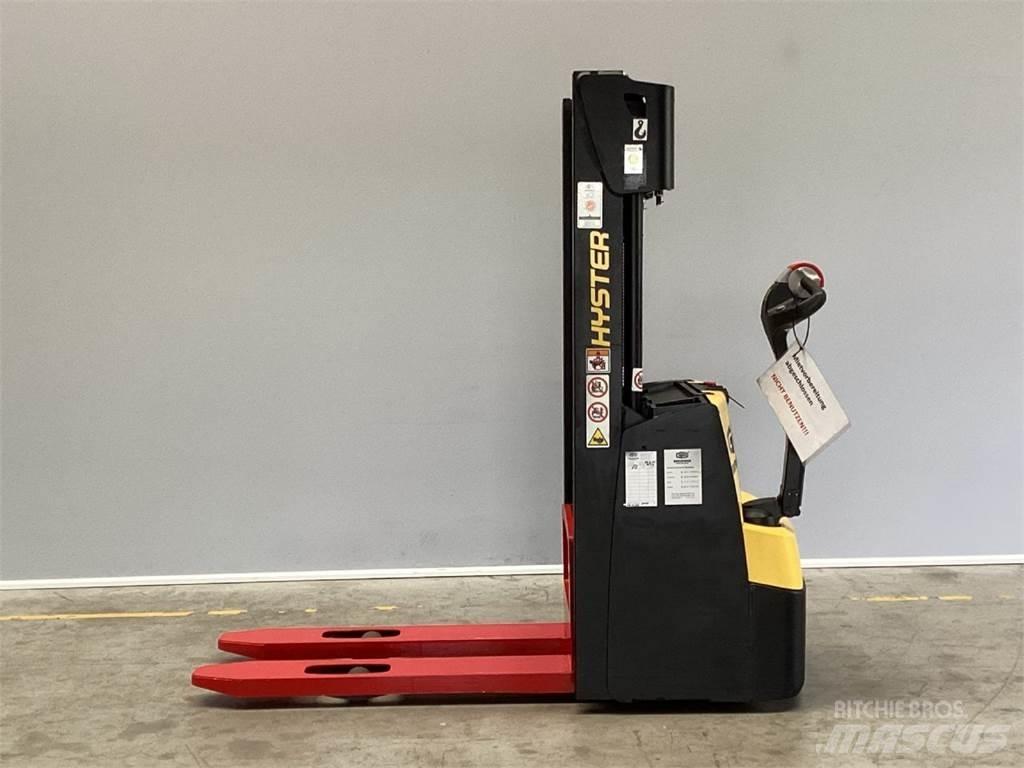 Hyster S1.0 Gerbeur accompagnant