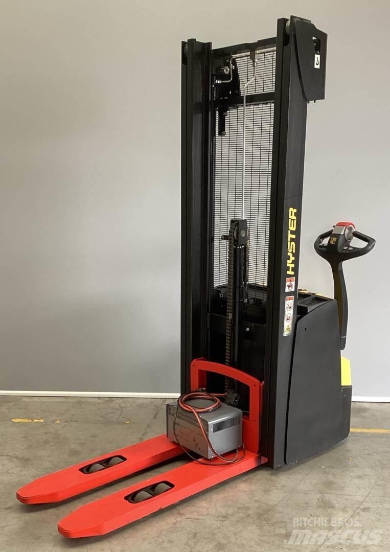 Hyster S1.4 Gerbeur accompagnant
