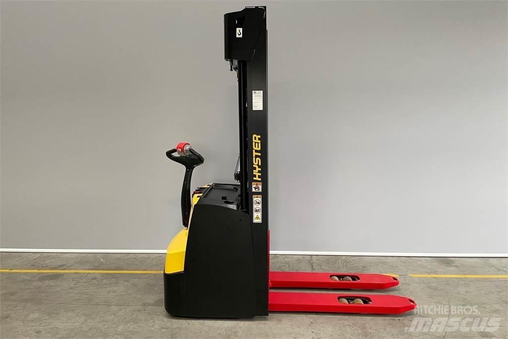 Hyster S1.6 Gerbeur accompagnant