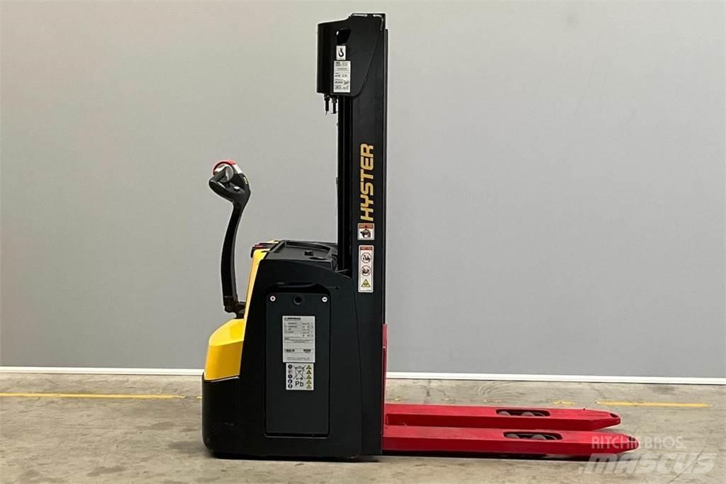 Hyster S1.6 Gerbeur accompagnant