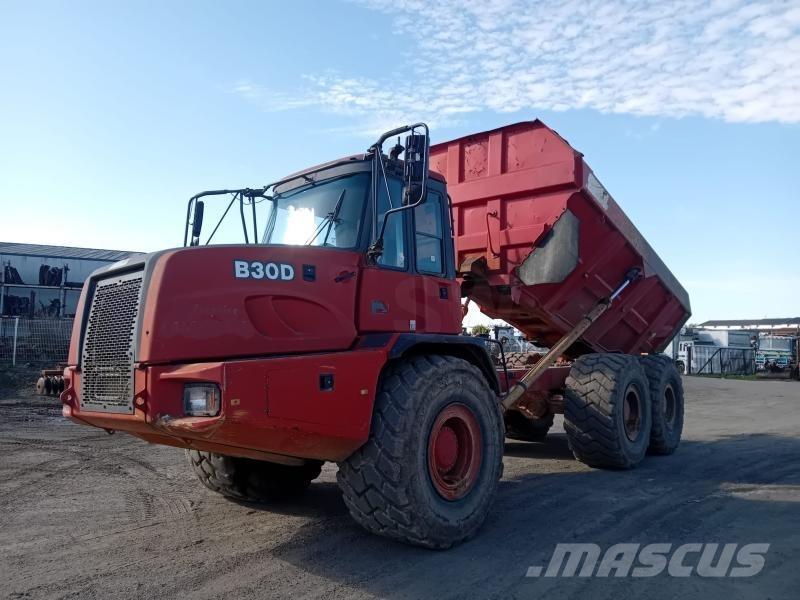 Bell B30B Tombereau articulé