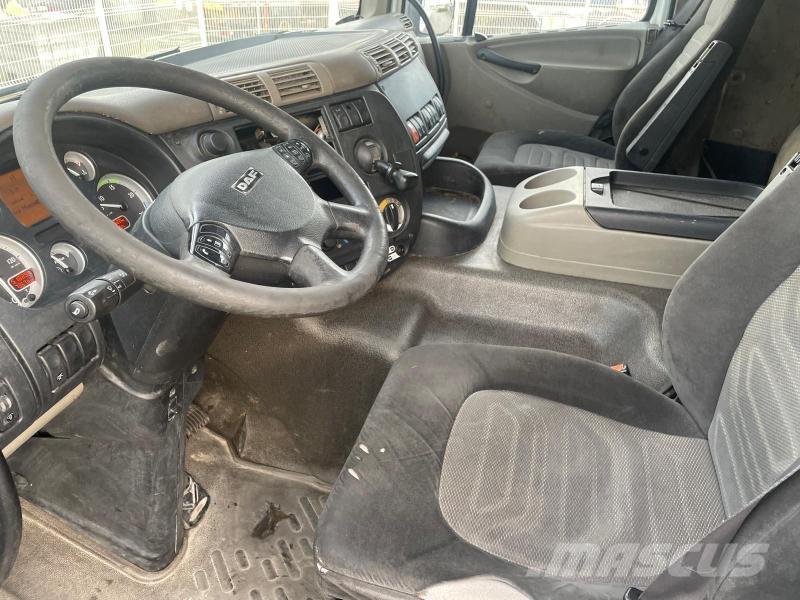 DAF CF75 310 Camion plateau