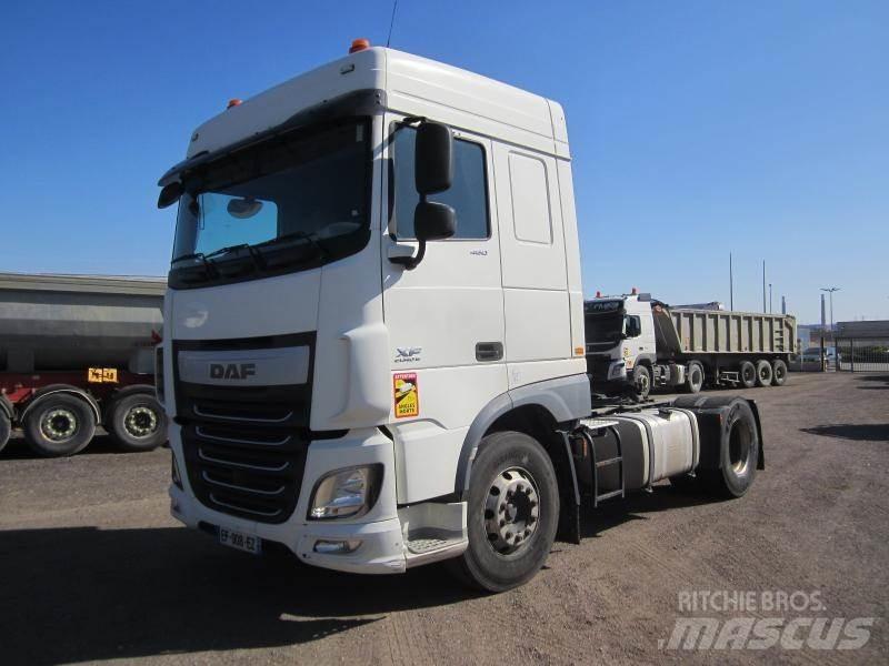 DAF XF105 460 Tracteur routier