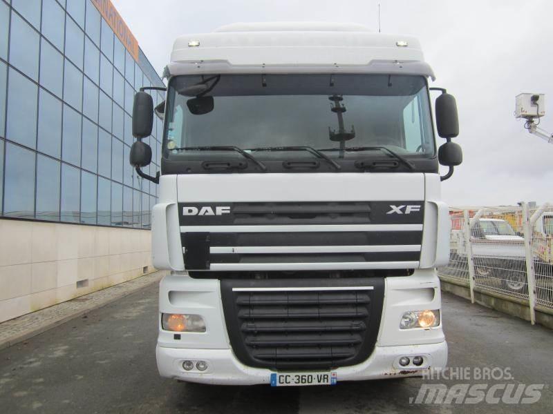 DAF XF105 460 Tracteur routier