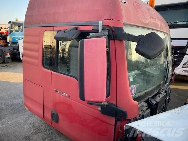 MAN TGX Cabines