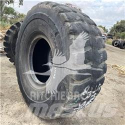 Hilo 23.5R25 Pneus, roues et jantes