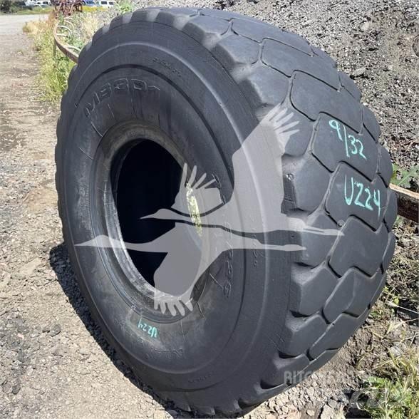  MAXAM 23.5R25 Pneus, roues et jantes