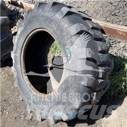 Titan 17.5L24 Pneus, roues et jantes