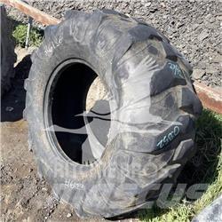 Titan 19.5L24 Pneus, roues et jantes
