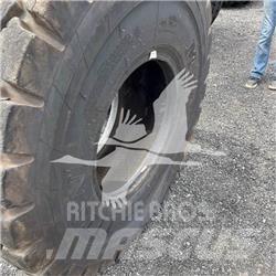 Titan 20.5R25 Pneus, roues et jantes