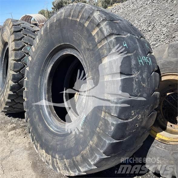 Toyo 24.00R35 Pneus, roues et jantes