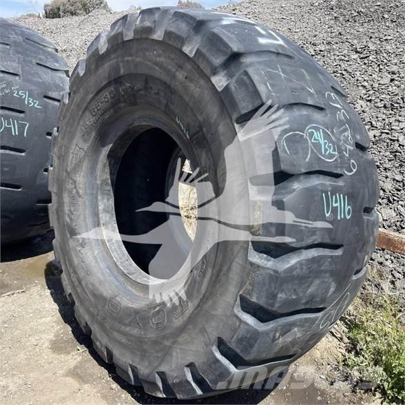 Toyo 35/65x33 Pneus, roues et jantes
