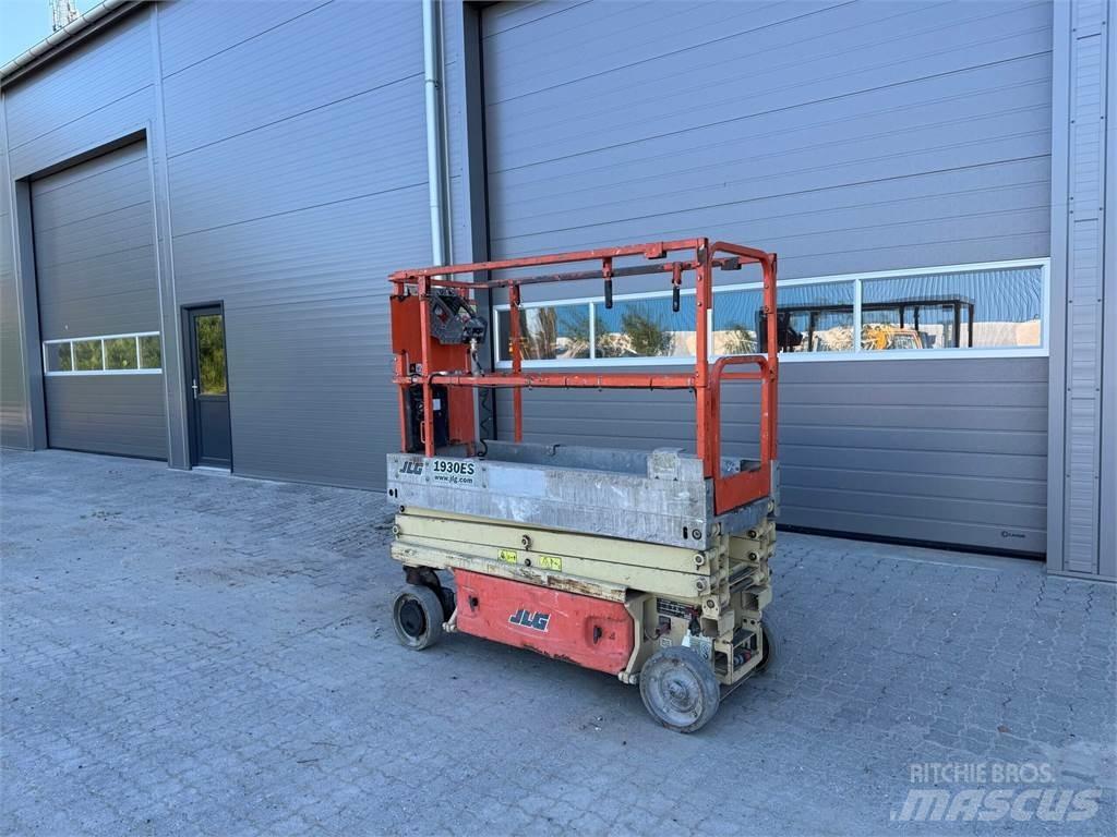 JLG 1930es Autre nacelle élévatrice