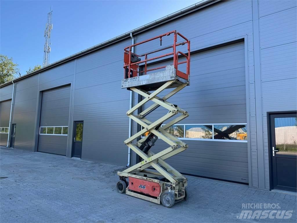 JLG 1930es Autre nacelle élévatrice