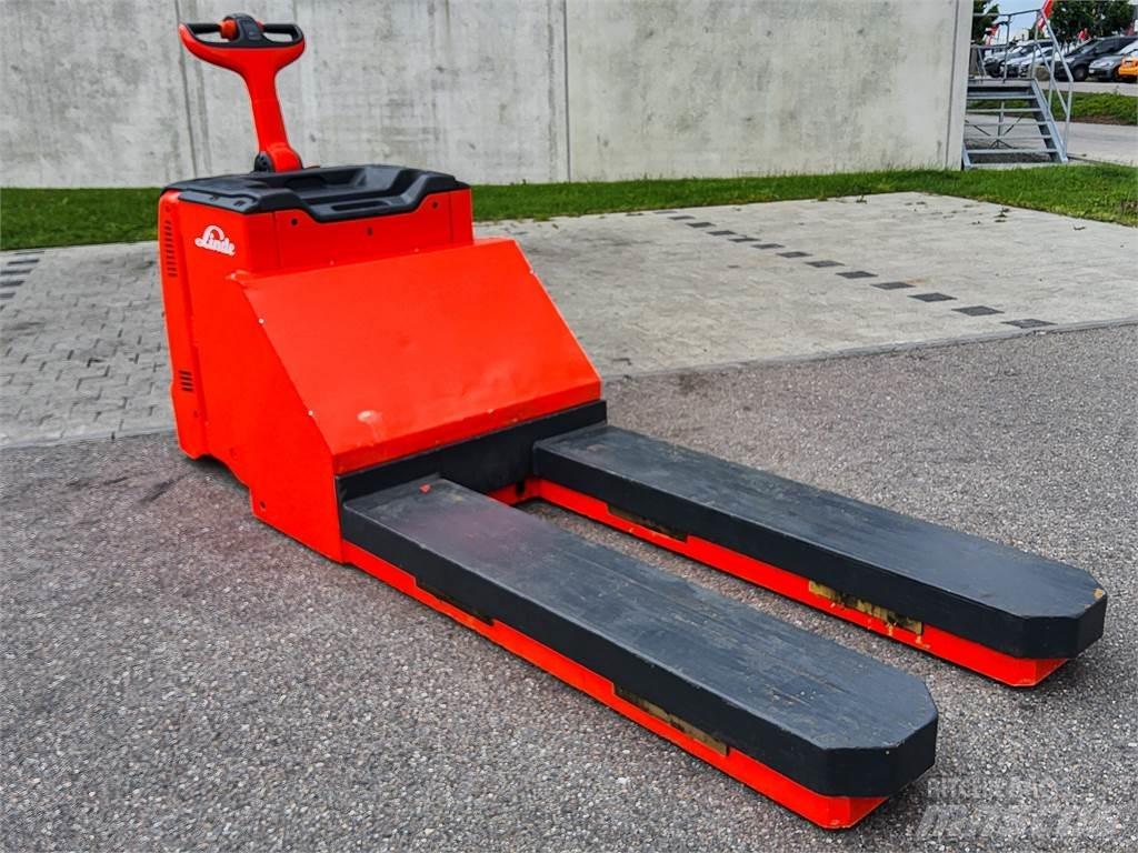Linde T 30 Gerbeur accompagnant
