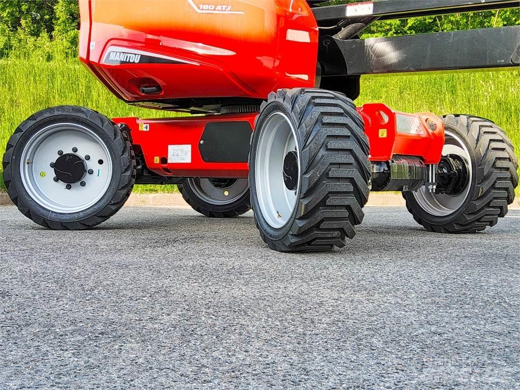 Manitou 180 ATJ Nacelles articulées