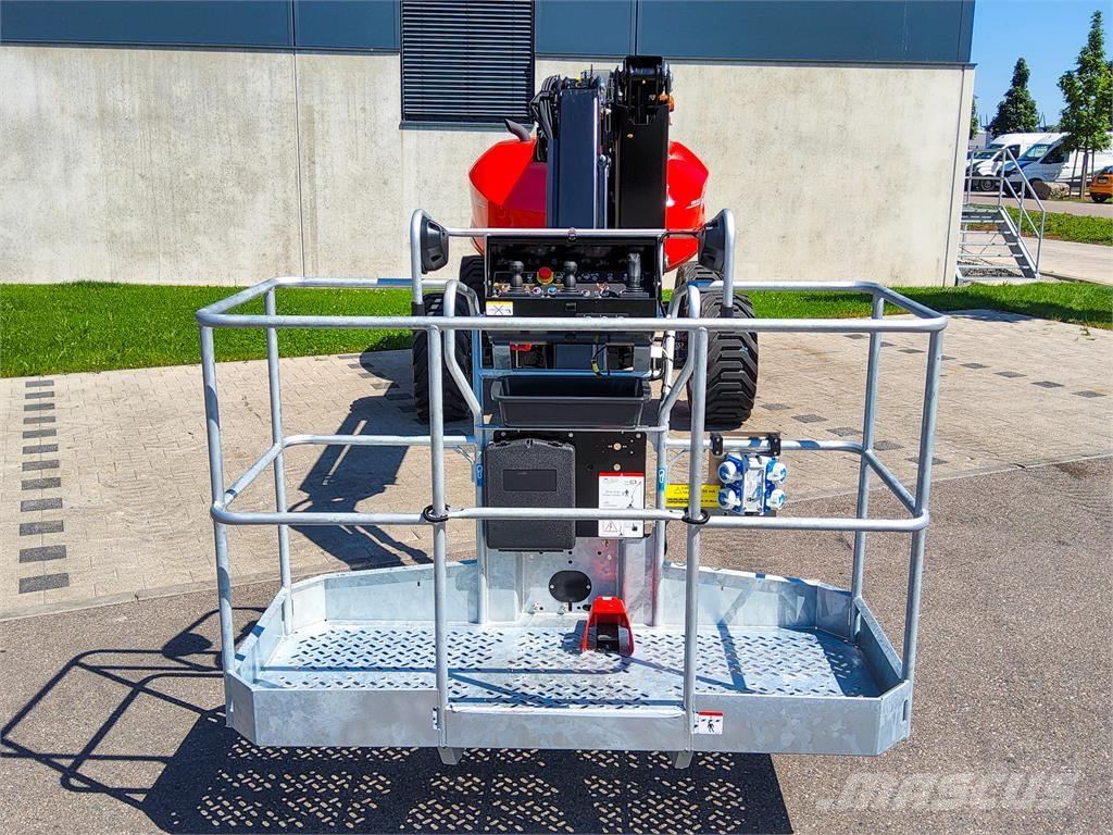 Manitou 180 ATJ Nacelles articulées