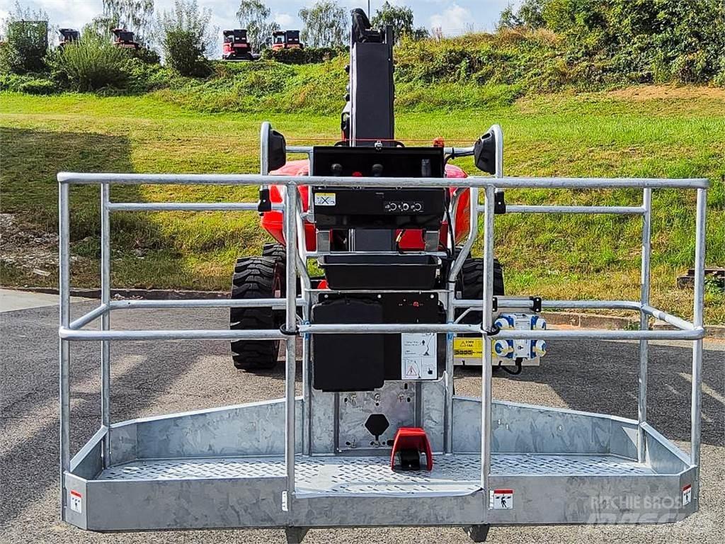 Manitou 200 ATJ Nacelles articulées