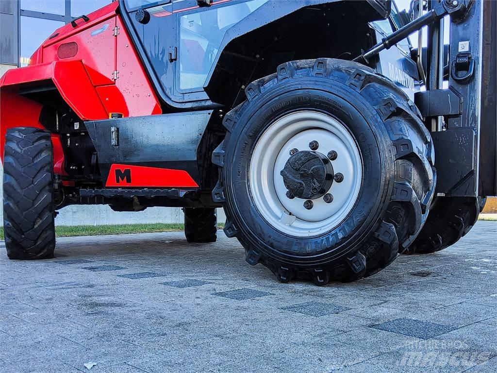 Manitou M 30-4 Chariot tout terrain