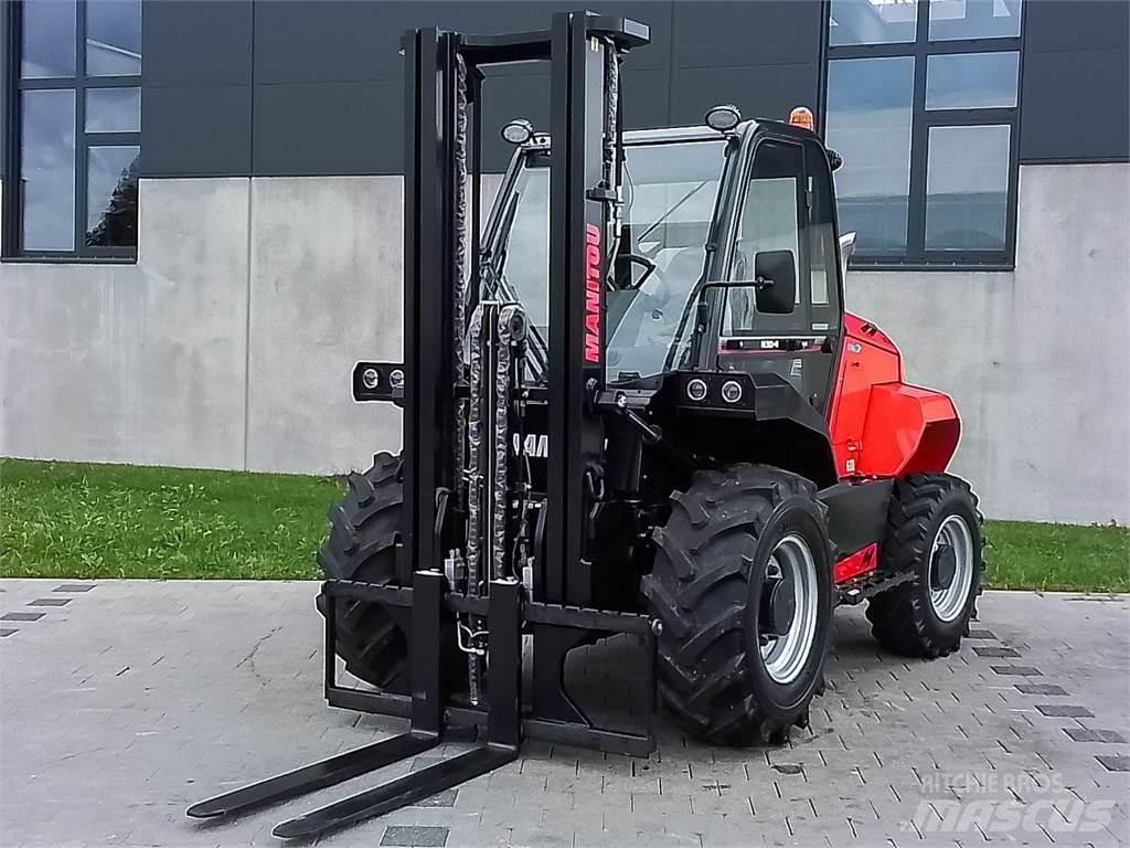 Manitou M 30-4 Chariot tout terrain
