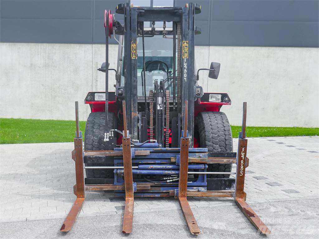 Manitou M 40-4 Chariot tout terrain