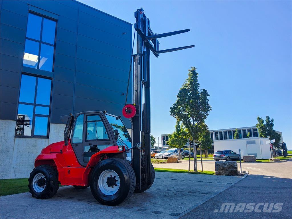 Manitou M 40-4 Chariot tout terrain