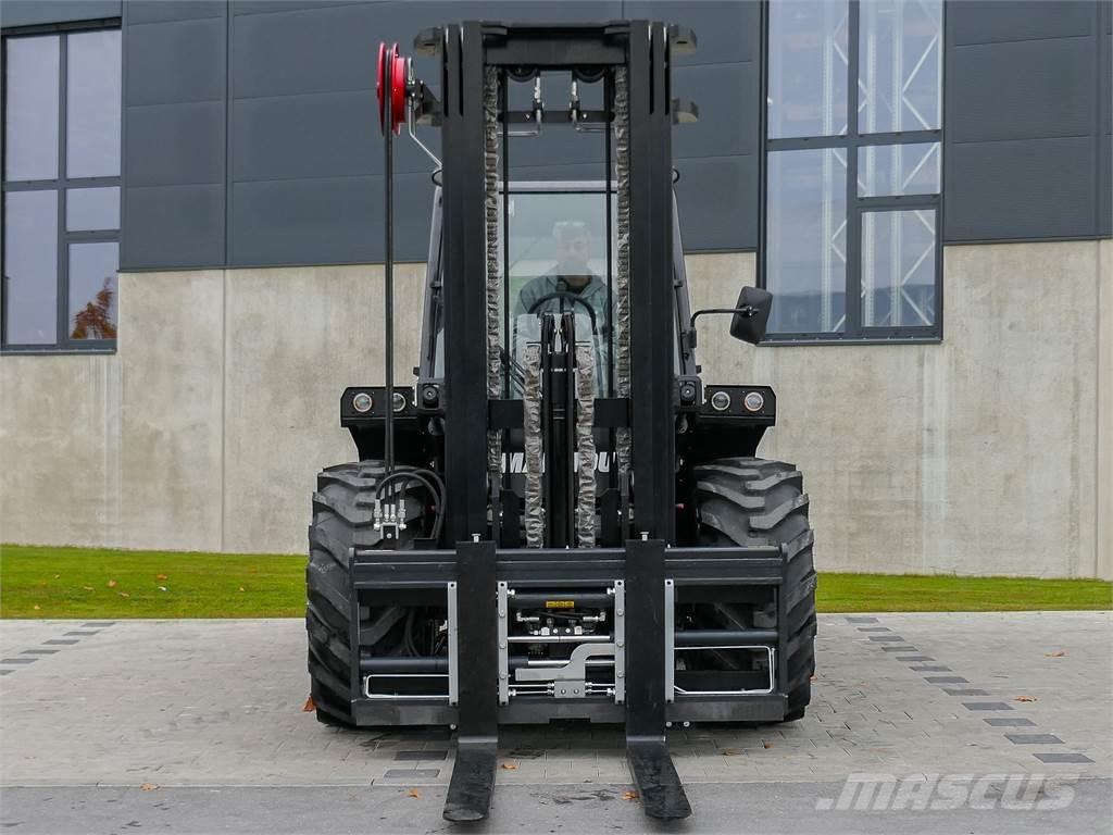 Manitou M 50-4 Chariot tout terrain
