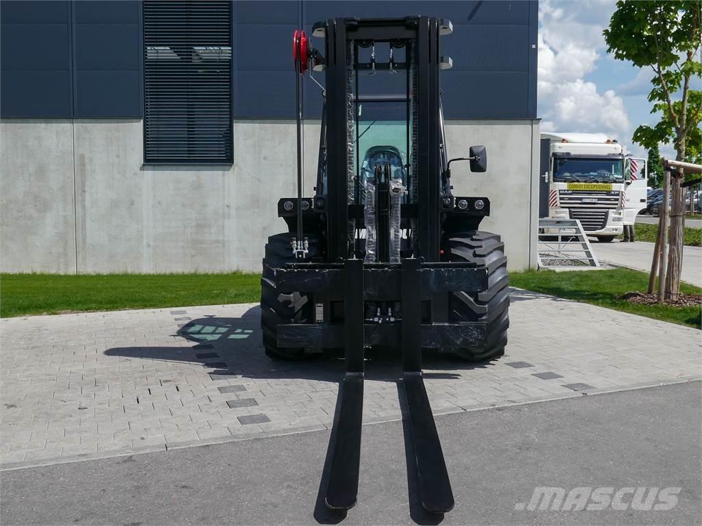 Manitou M 50-4 Chariot tout terrain