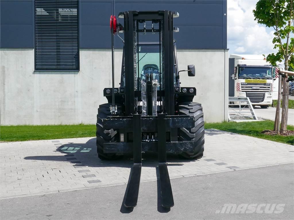 Manitou M 50-4 Chariot tout terrain