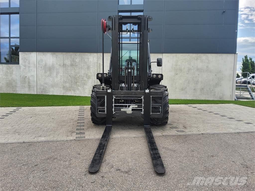 Manitou M 50-4 Chariot tout terrain
