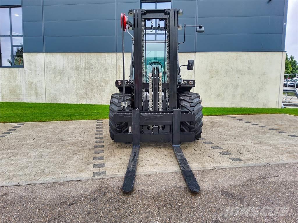 Manitou M 50-4 Chariot tout terrain