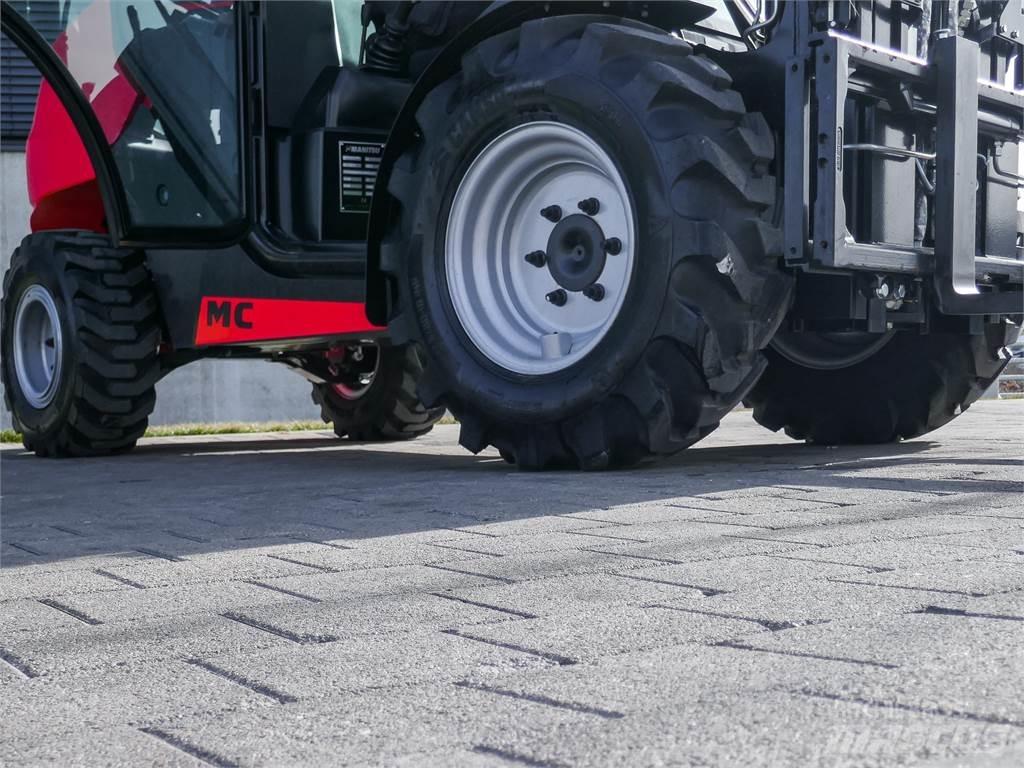 Manitou MC 25-4 Chariot tout terrain