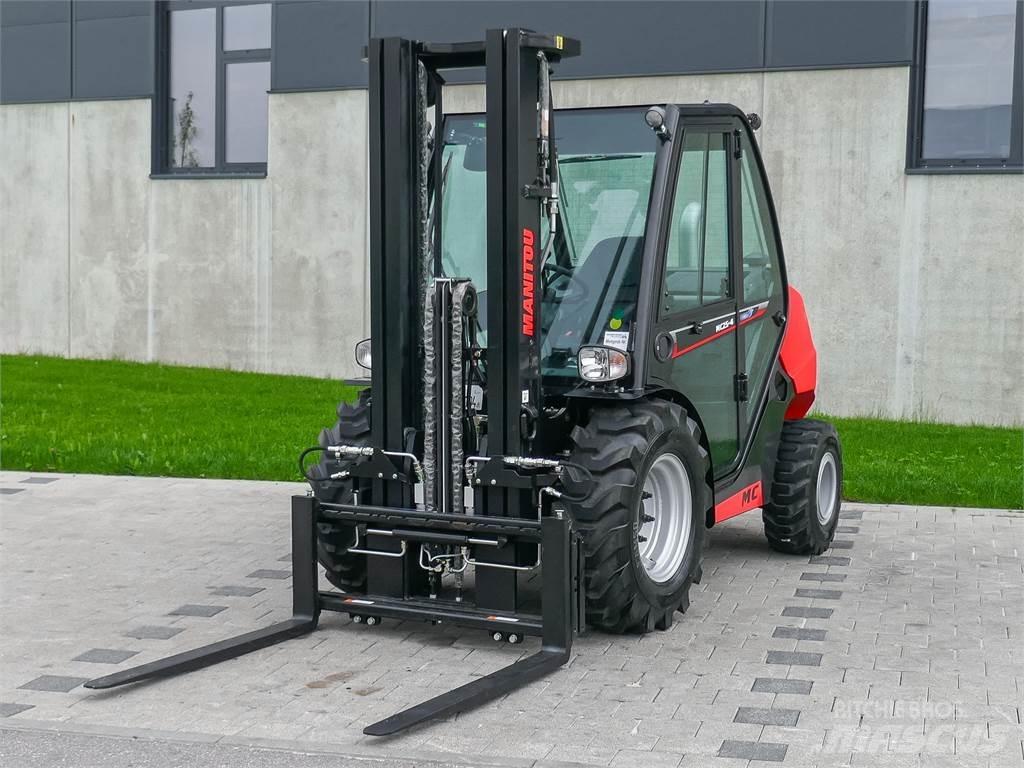Manitou MC 25-4 Chariot tout terrain
