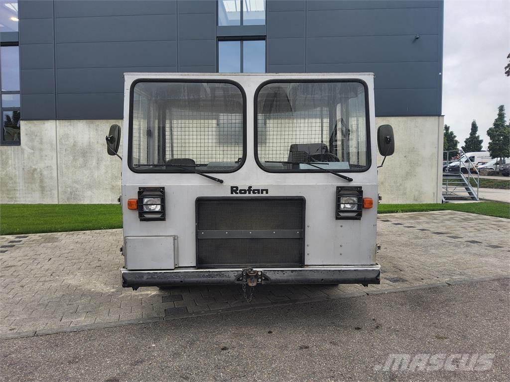 Rofan TPR-10 Chariot remorqueur