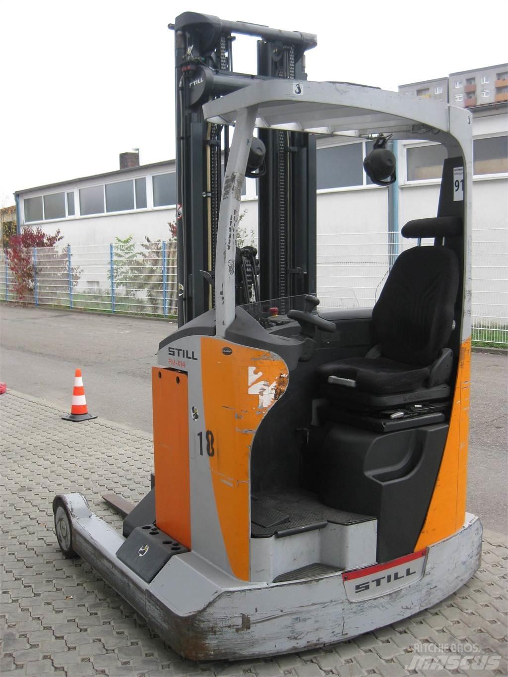 Still FM-X14 Chariot à mât rétractable