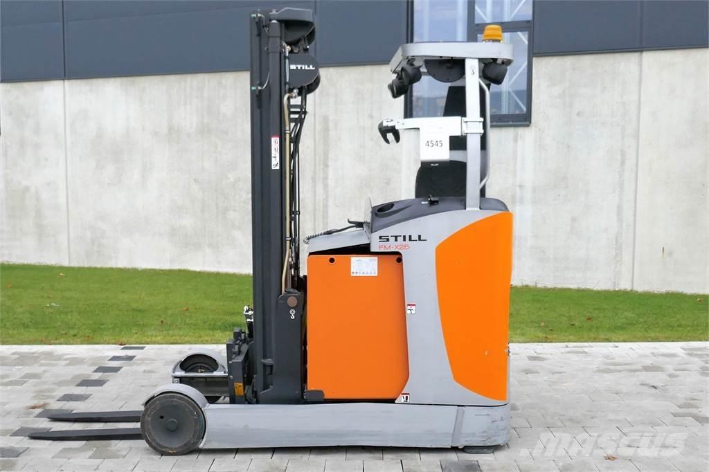 Still FM-X25 Chariot à mât rétractable