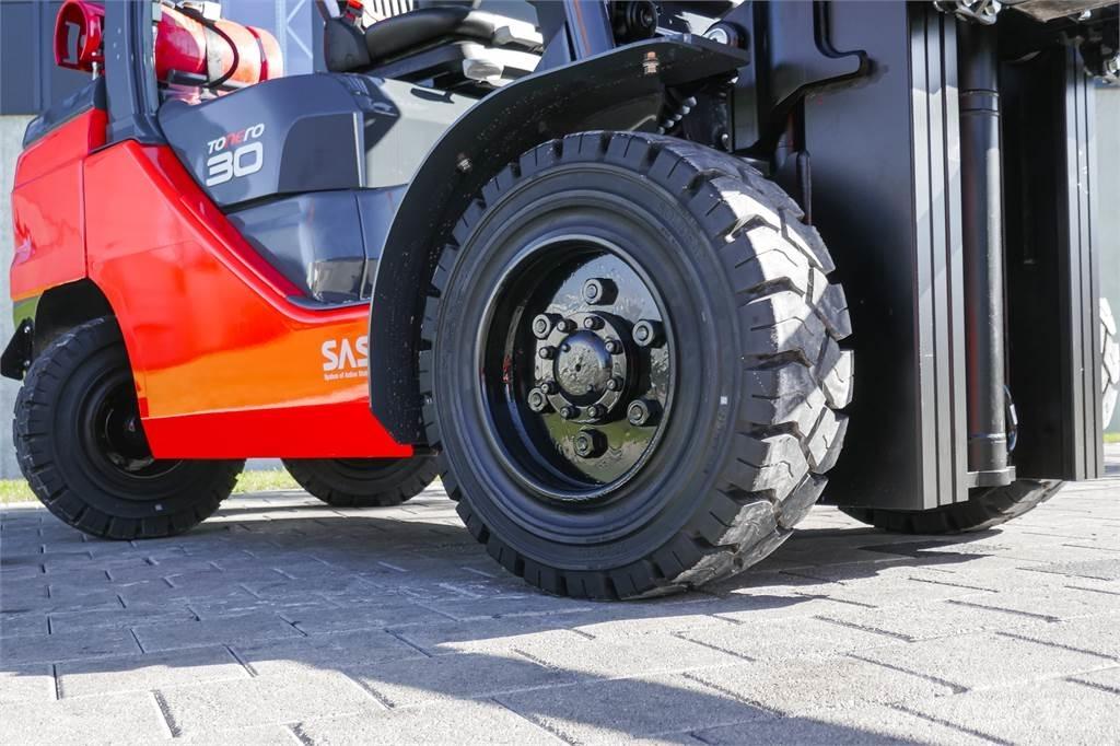 Toyota 02-8FGF30 Chariots GPL