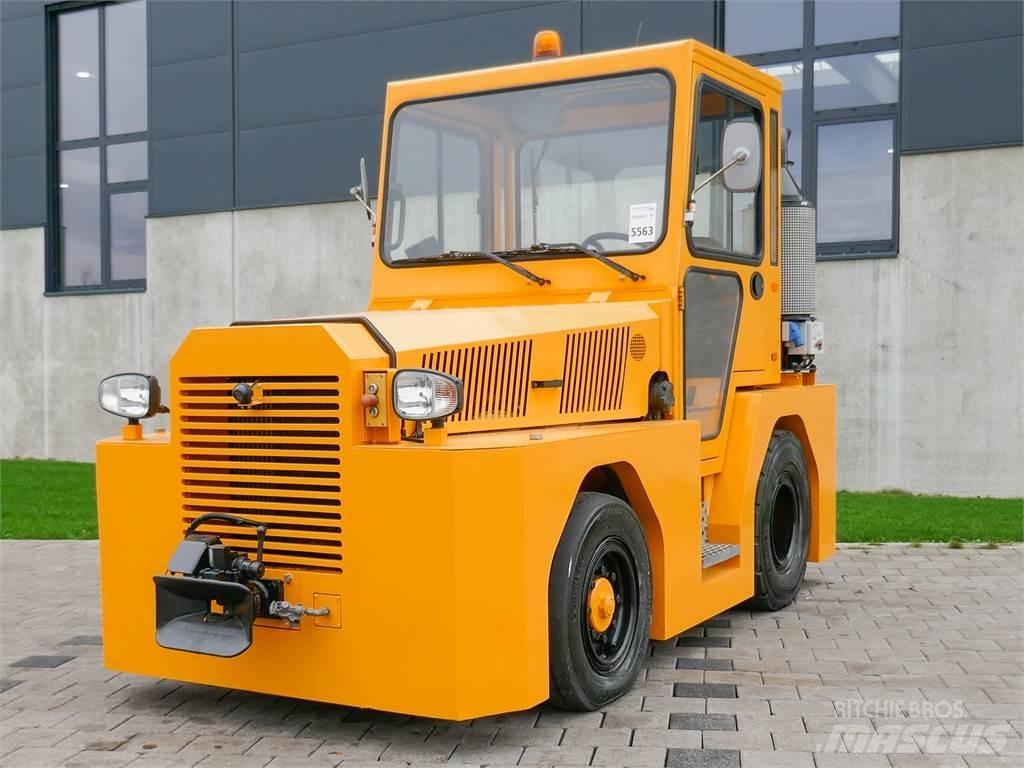 Volk DFZ 120H Chariot remorqueur