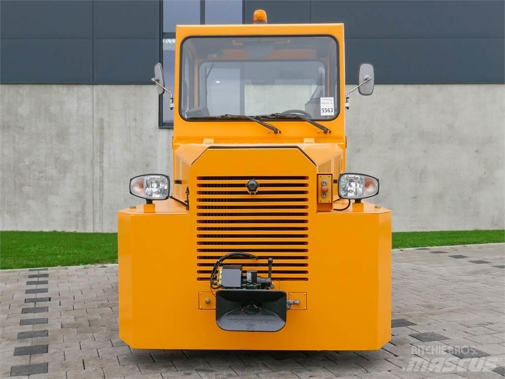 Volk DFZ 120H Chariot remorqueur