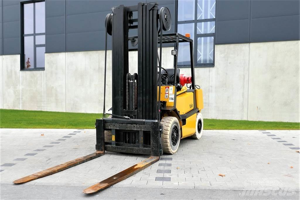 Yale TFG 40 Chariots GPL