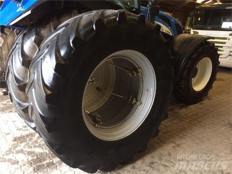  - - -  580/70x38 Pneus, roues et jantes