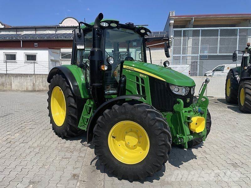 John Deere 6120M Tracteur