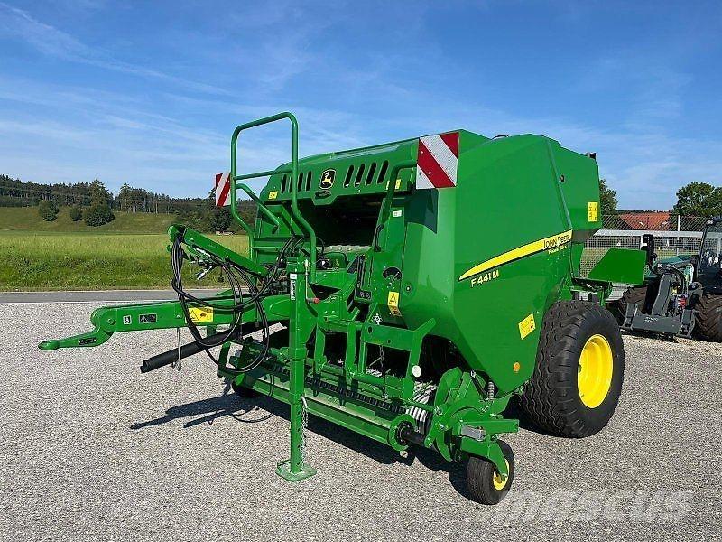 John Deere F441M Agriculture - Autres