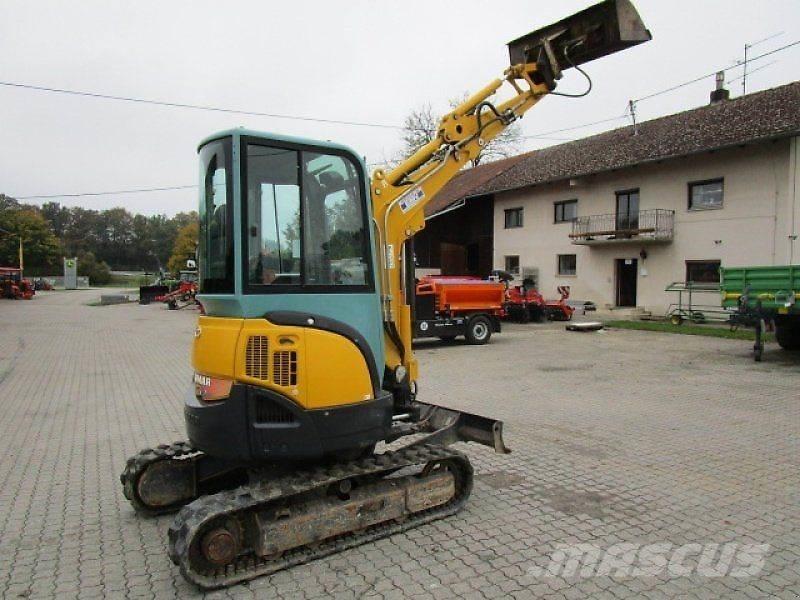 Yanmar VIO 25-4 Mini pelle < 7t