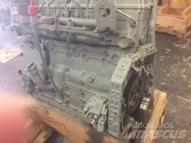 Komatsu SAA6D107E Moteur