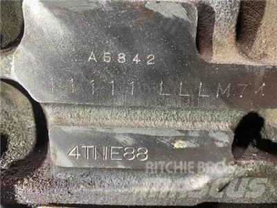 Yanmar 4TNE88 Moteur