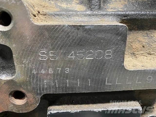 Yanmar 4TNV98-YTBL Moteur