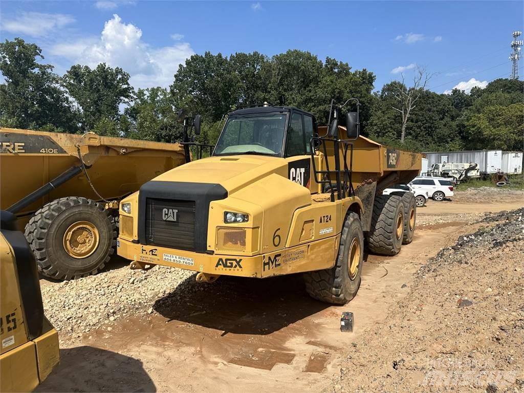 CAT 745C Tombereau articulé