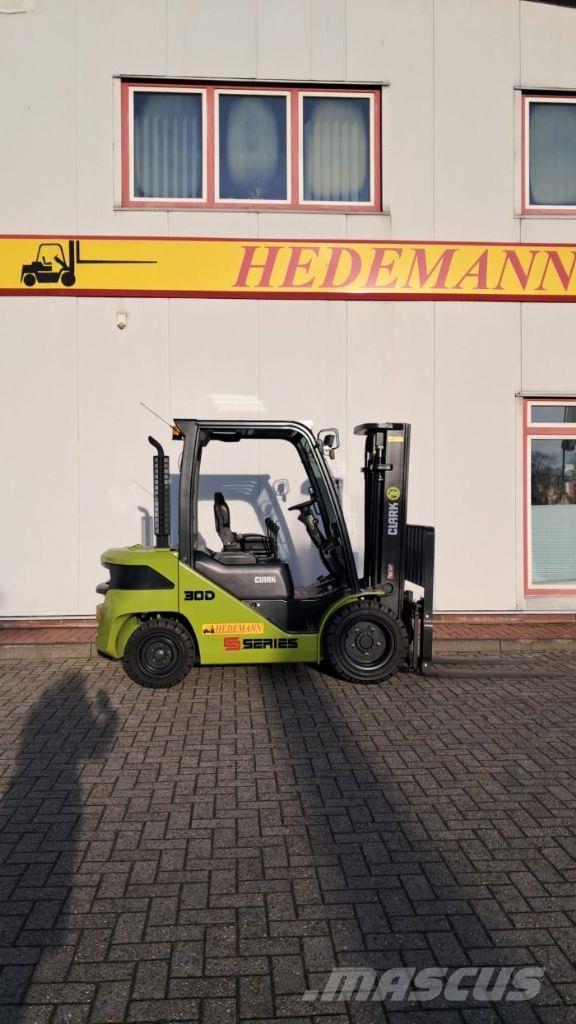 Clark S30D Chariots diesel