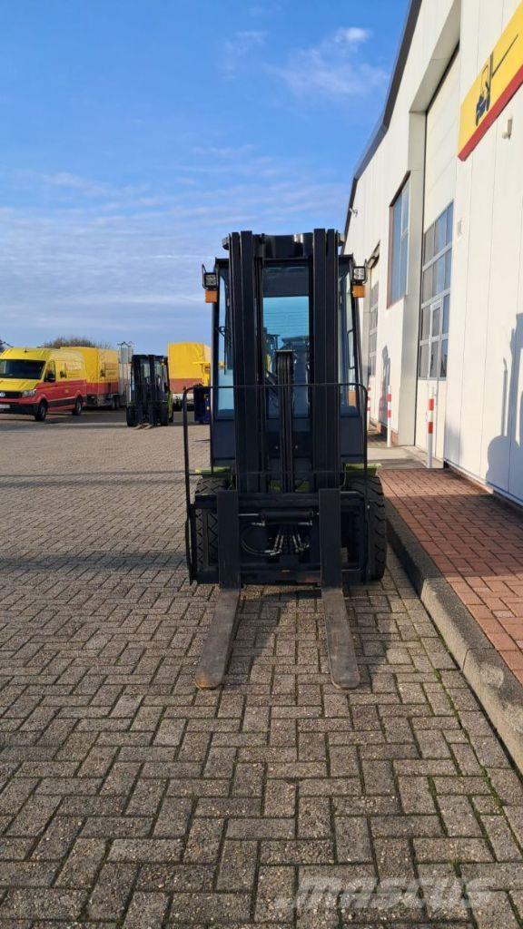 Clark S30D Chariots diesel